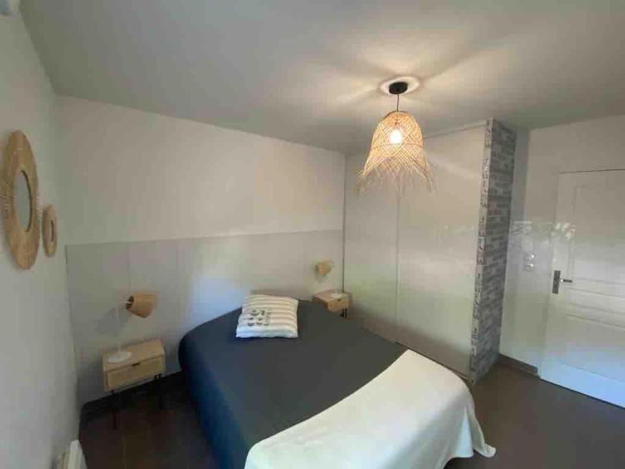 Tres Bel Appartement Contemporain Et Calme Фрежус Екстер'єр фото